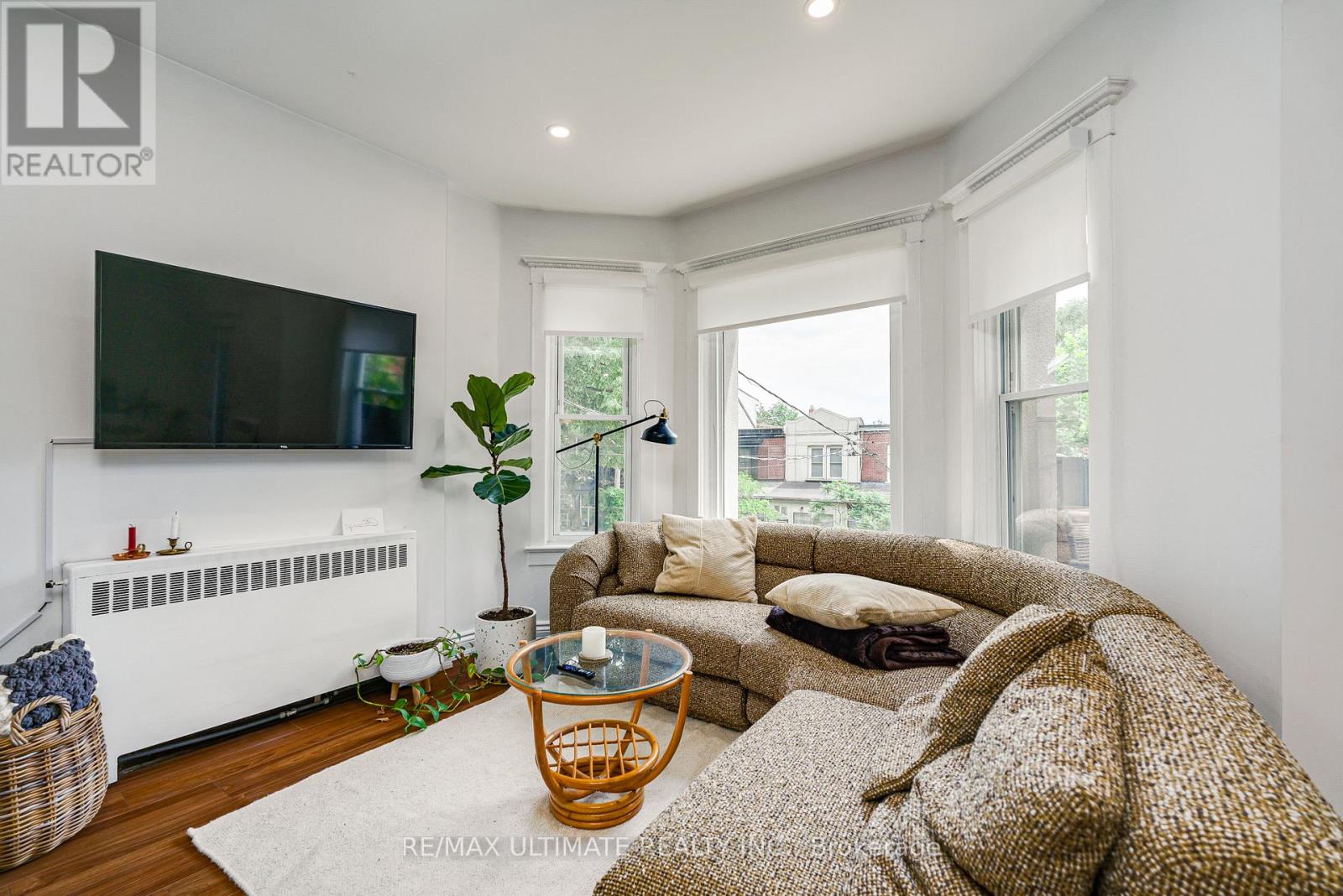 56 WRIGHT AVENUE - 7