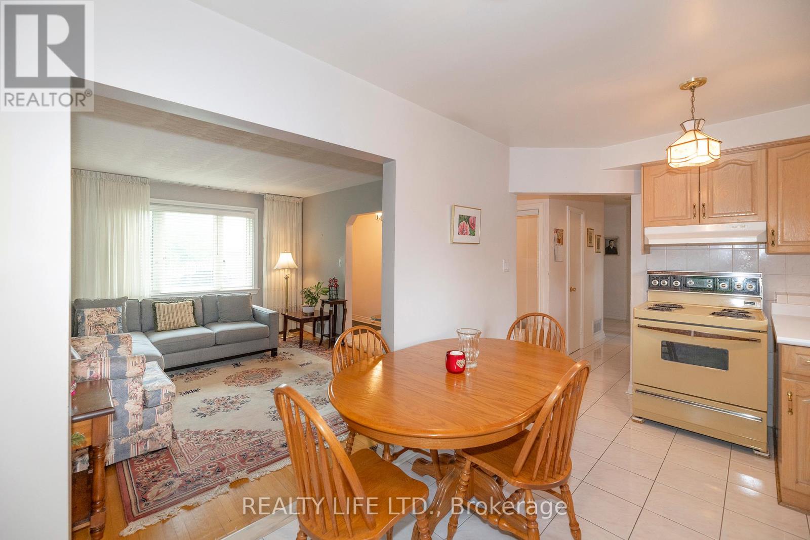 24 BATTERSEA CRESCENT - 6
