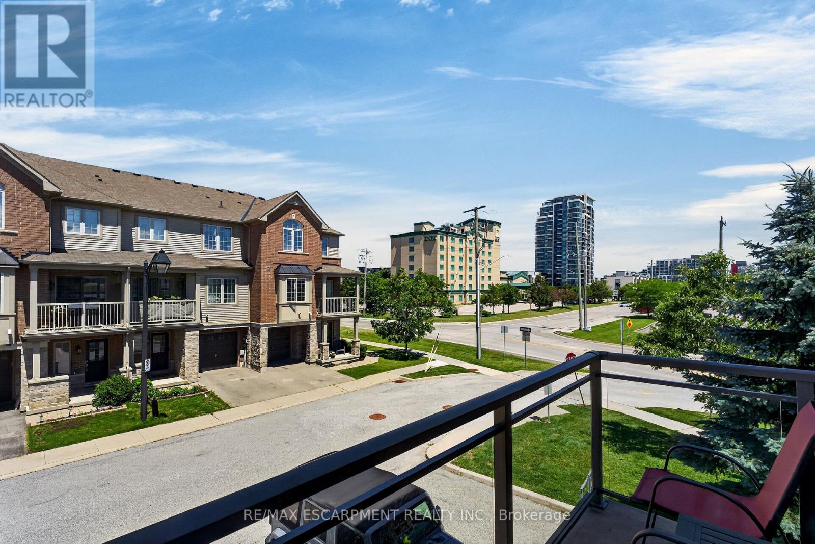 #11 510 NORTH SERVICE ROAD - 19