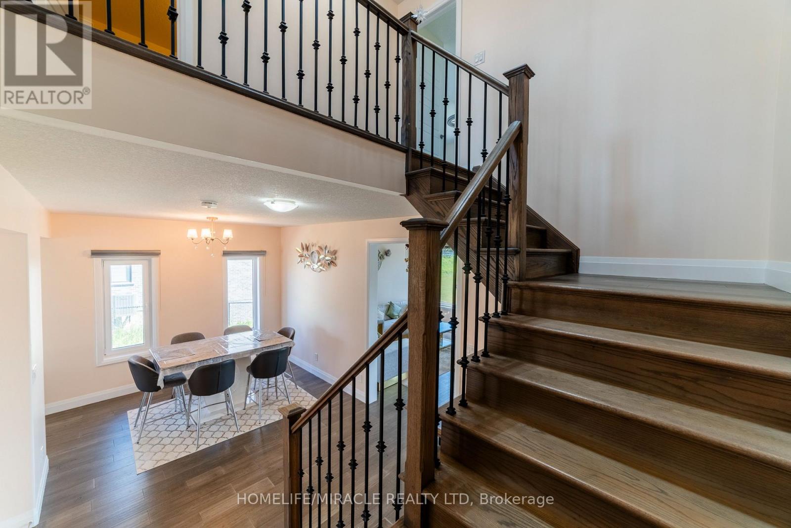 42 GRANDVILLE CIRCLE - 21