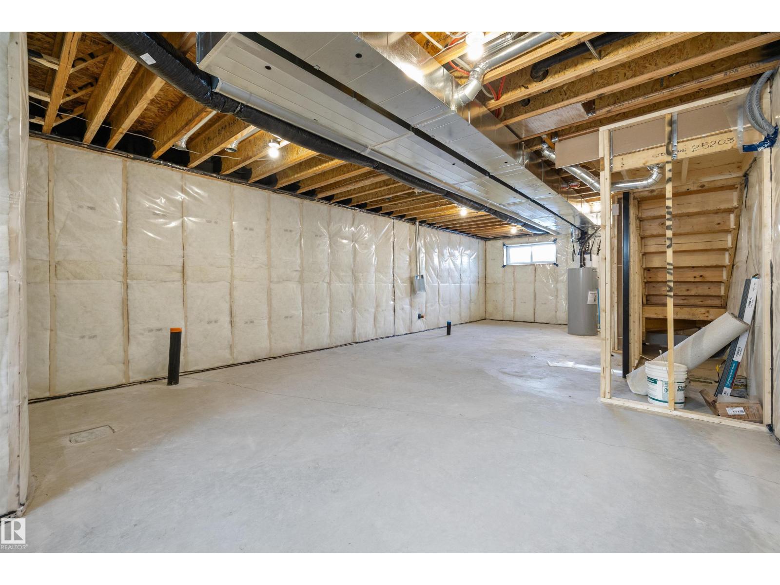 18859 29 AV NW - 40