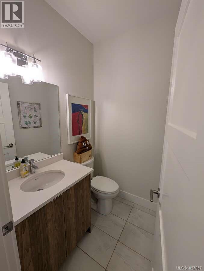 #38 2607 Kendal Ave - 12