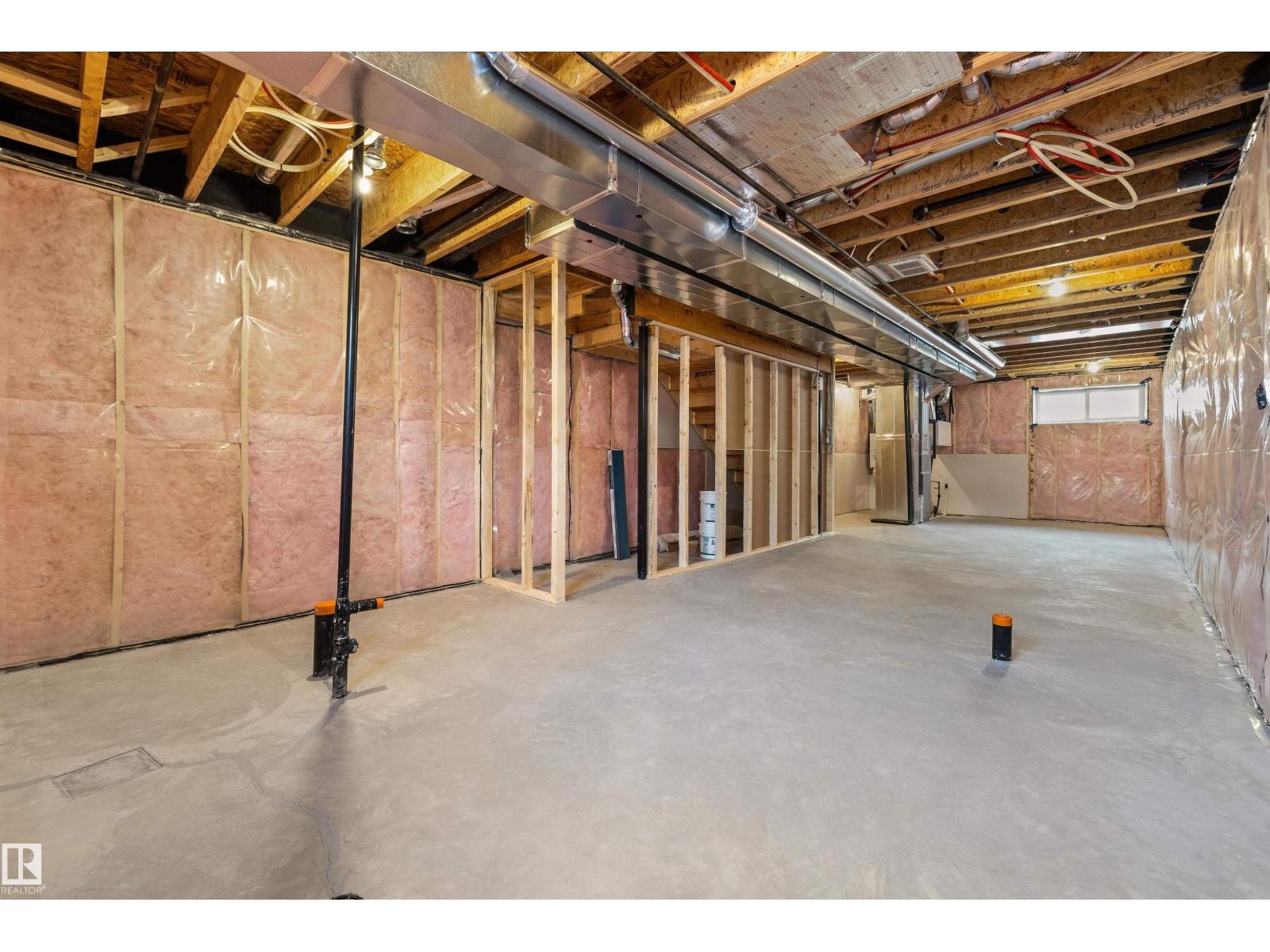 18855 29 AV NW - 38