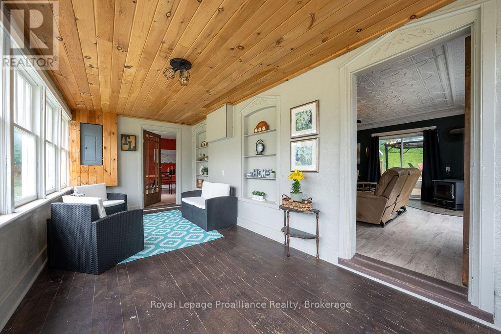 2574 SPRINGBROOK ROAD - Image 10