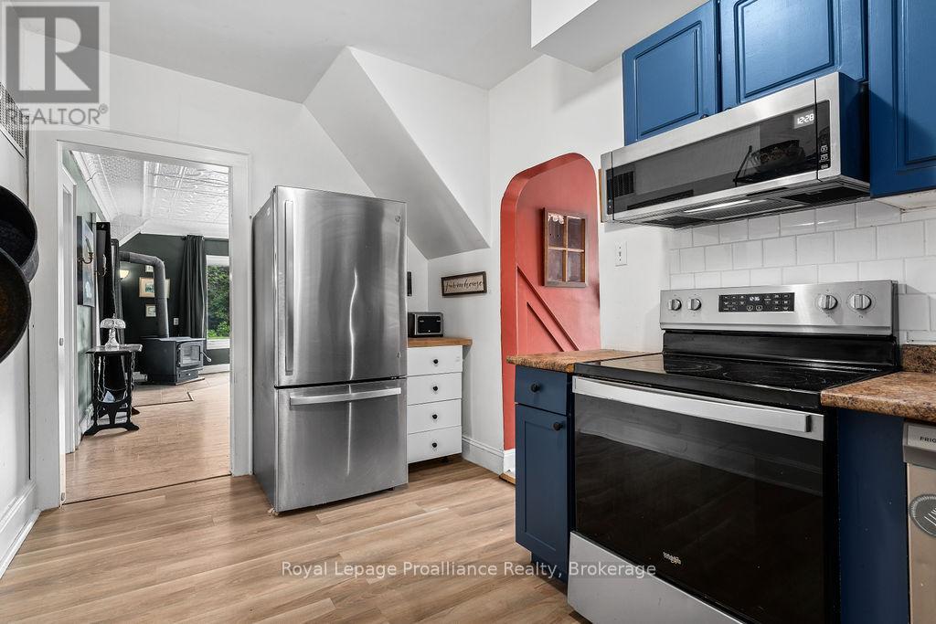 2574 SPRINGBROOK ROAD - Image 24