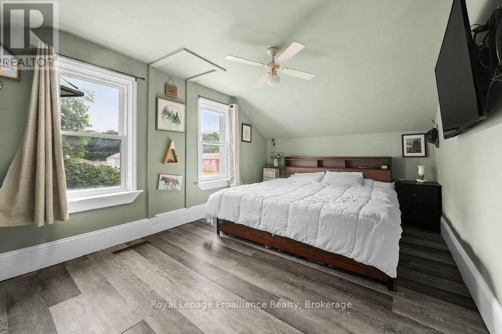 2574 SPRINGBROOK ROAD - Image 27