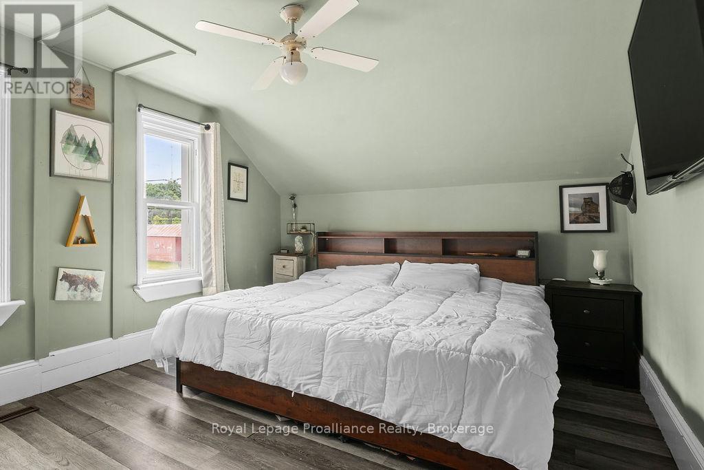 2574 SPRINGBROOK ROAD - Image 28