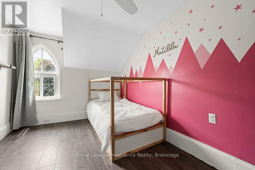 2574 SPRINGBROOK ROAD - Image 33