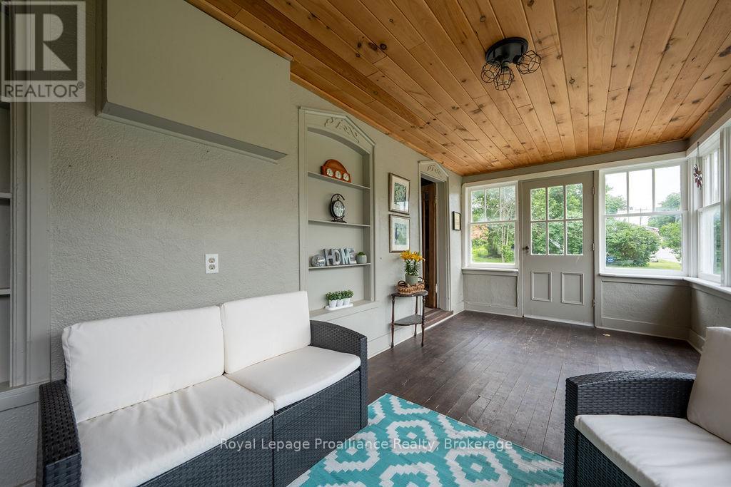 2574 SPRINGBROOK ROAD - Image 9