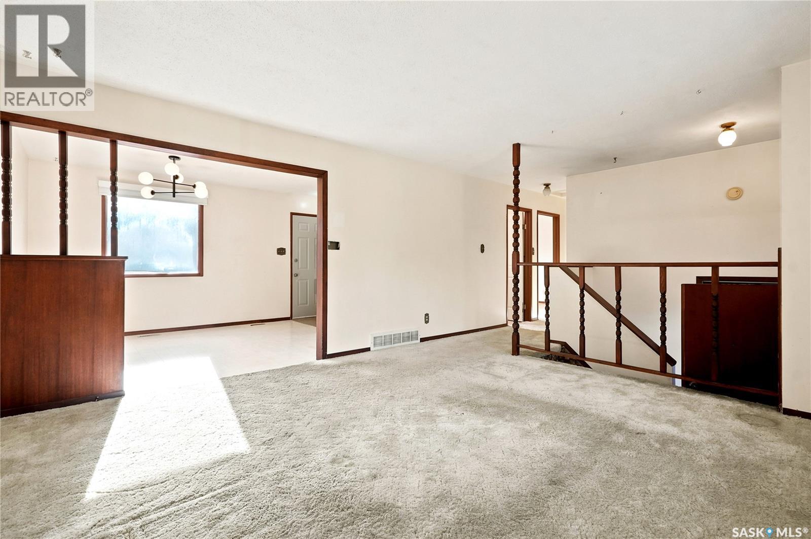 149 Western CRESCENT - photo 4