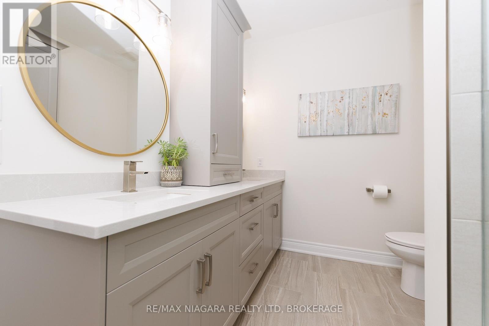 26 SASSAFRAS ROW - Image 26