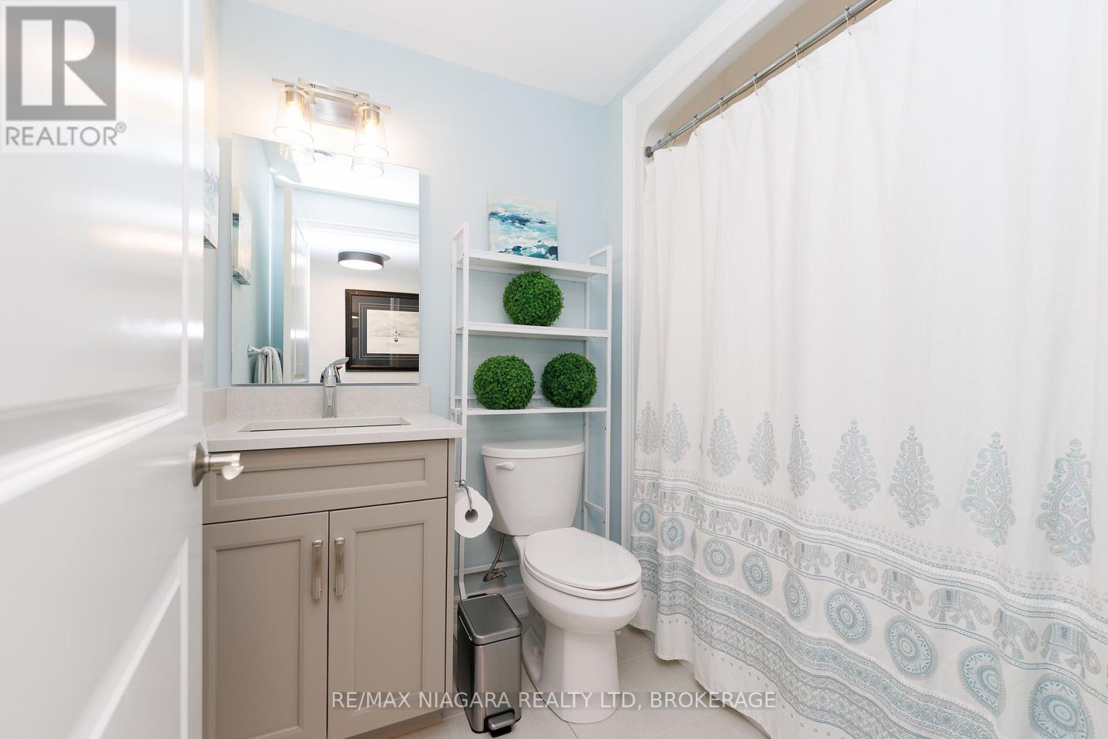 26 SASSAFRAS ROW - Image 31