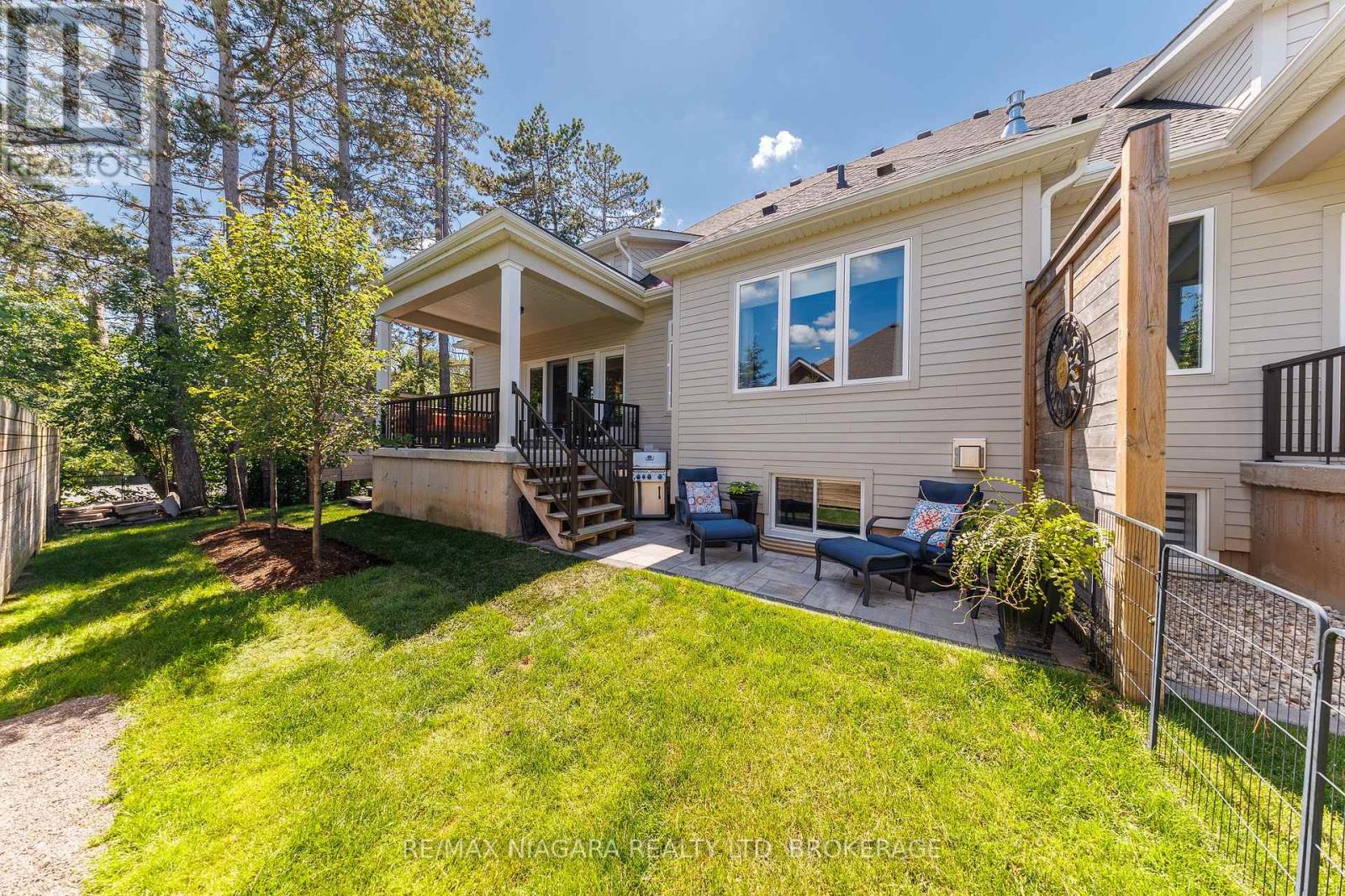 26 SASSAFRAS ROW - Image 38