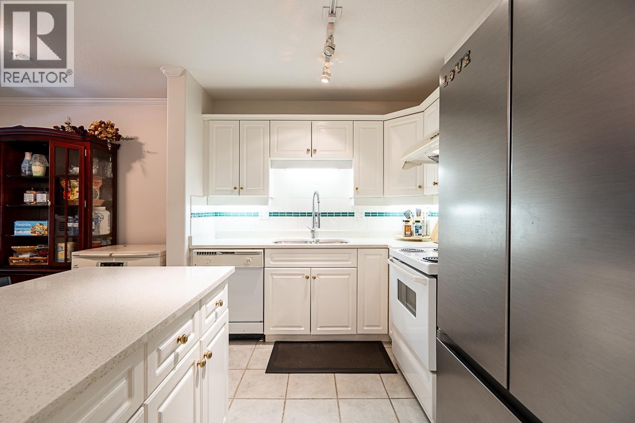 104 1185 PACIFIC STREET, Coquitlam