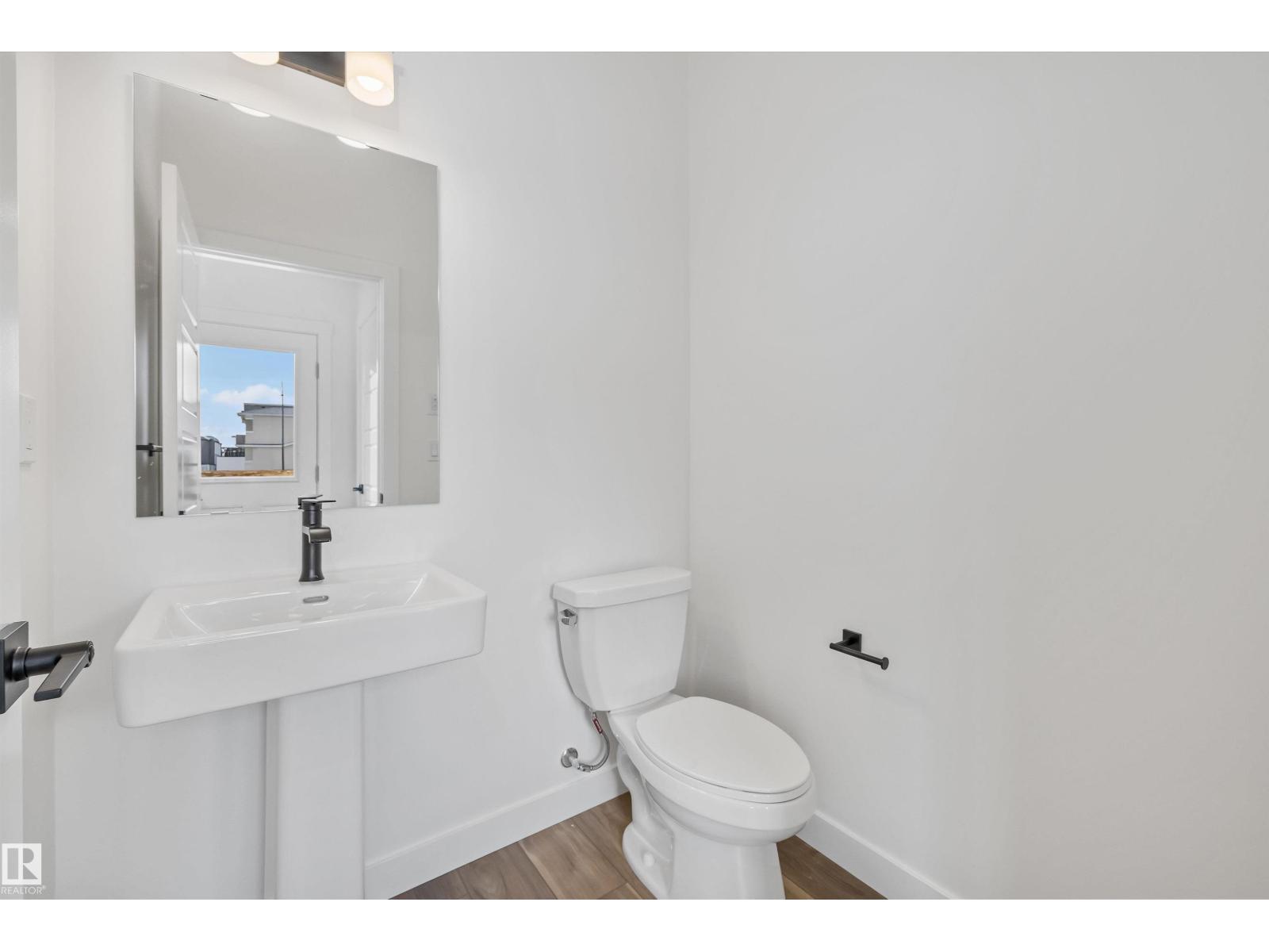 18847 29 AV NW - 19
