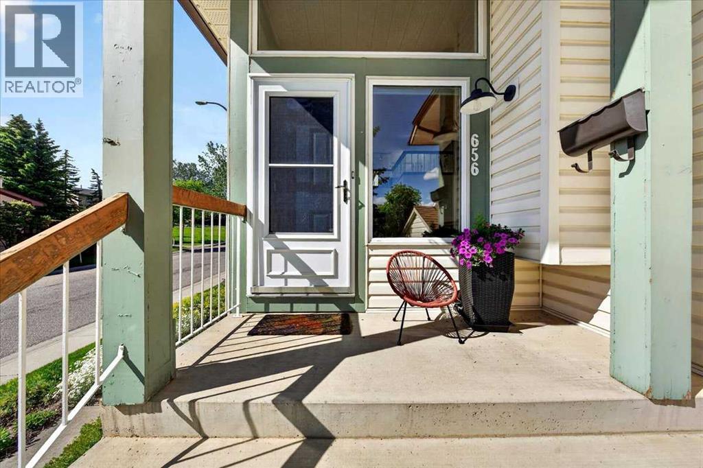 656 Ranchridge Court NW - photo 2