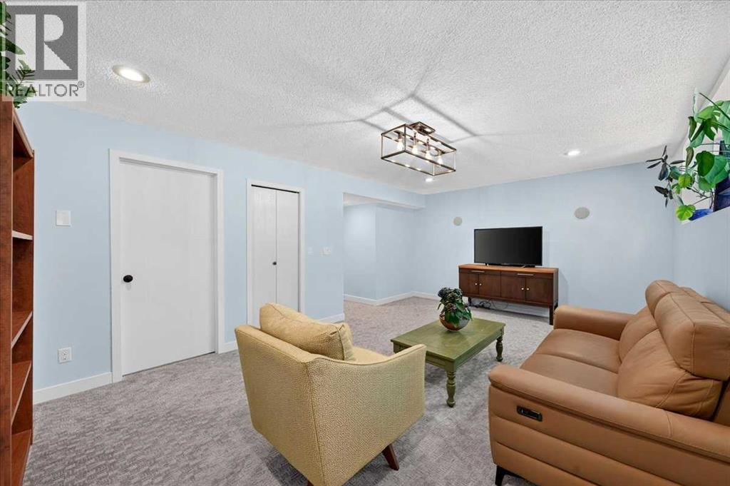 656 Ranchridge Court NW — photo 28