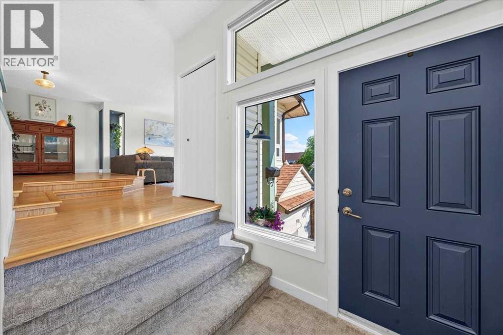 656 Ranchridge Court NW - photo 4