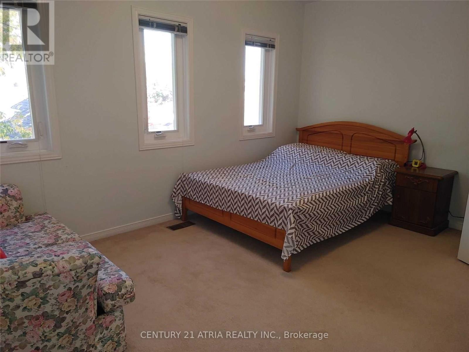 76 ELLESMERE STREET - 15