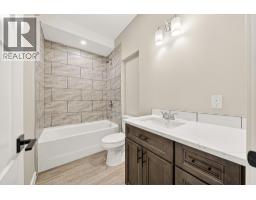 2252 Black Hawk Drive, Sparwood, BC V0B2G2 Photo 21