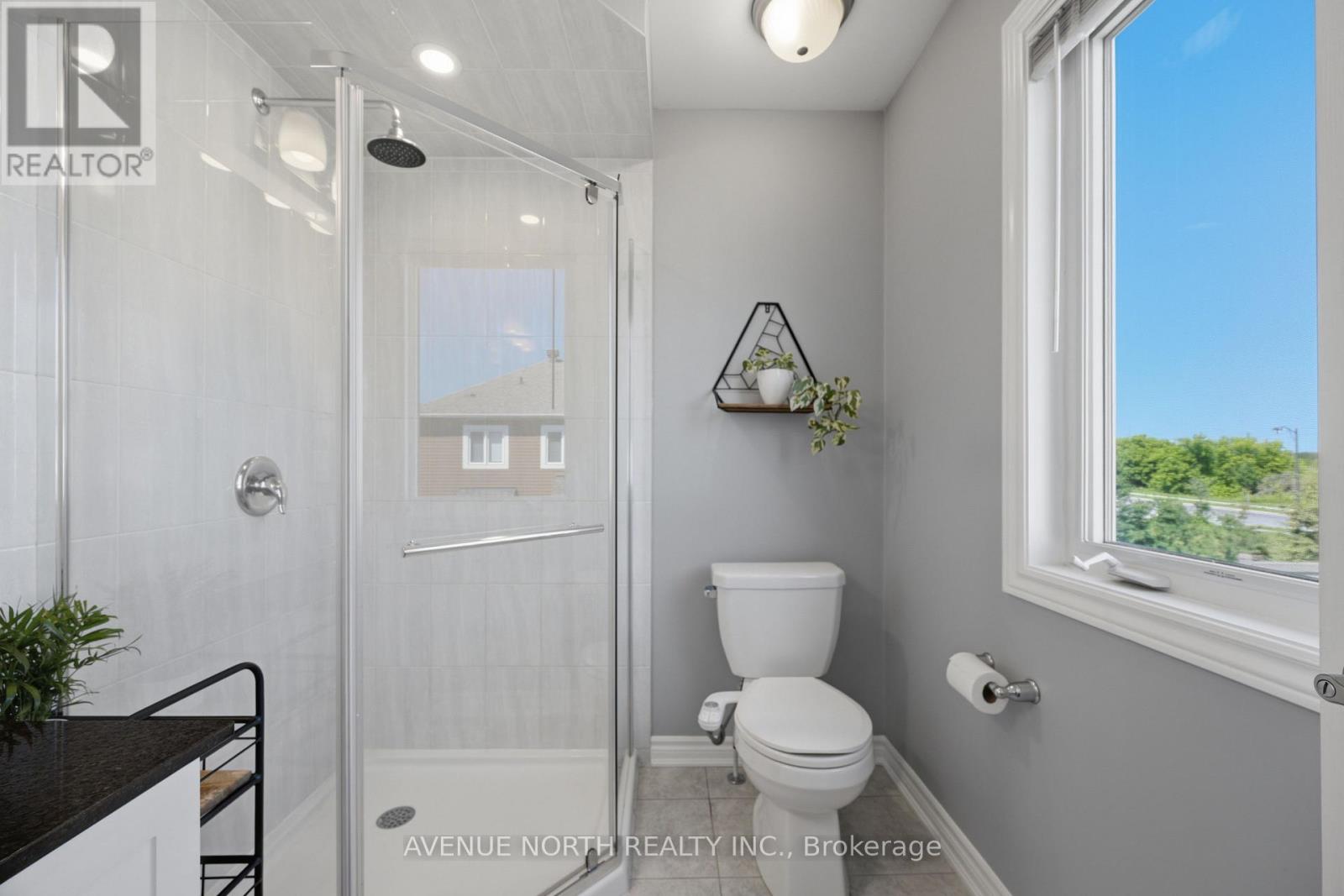3 Bed, 4 Bath House for Sale in Ottawa – 558 ENSATINA CRESCENT, Ottawa – MLS# X13491902 - Image 35