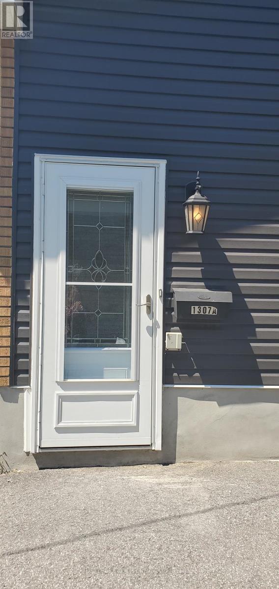 4 Bed, 2 Bath House for Sale in Ottawa – 1307 AURELE STREET, Ottawa – MLS# X13491916 - Image 18