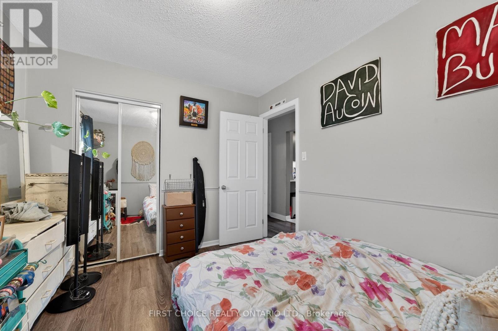 4 Bed, 2 Bath House for Sale in Ottawa – 1307 AURELE STREET, Ottawa – MLS# X13491916 - Image 9