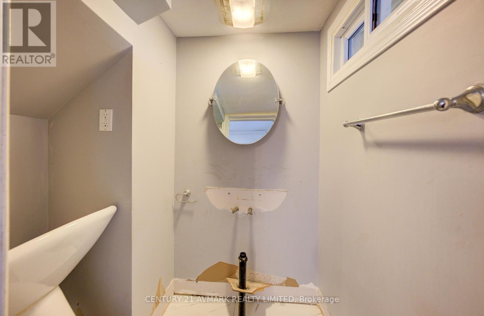3332 KING STREET - 19