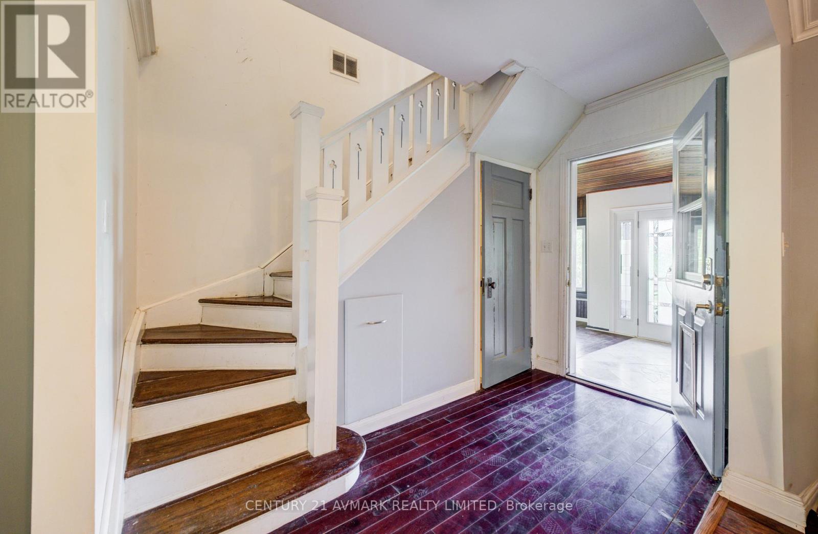 3332 KING STREET - 20
