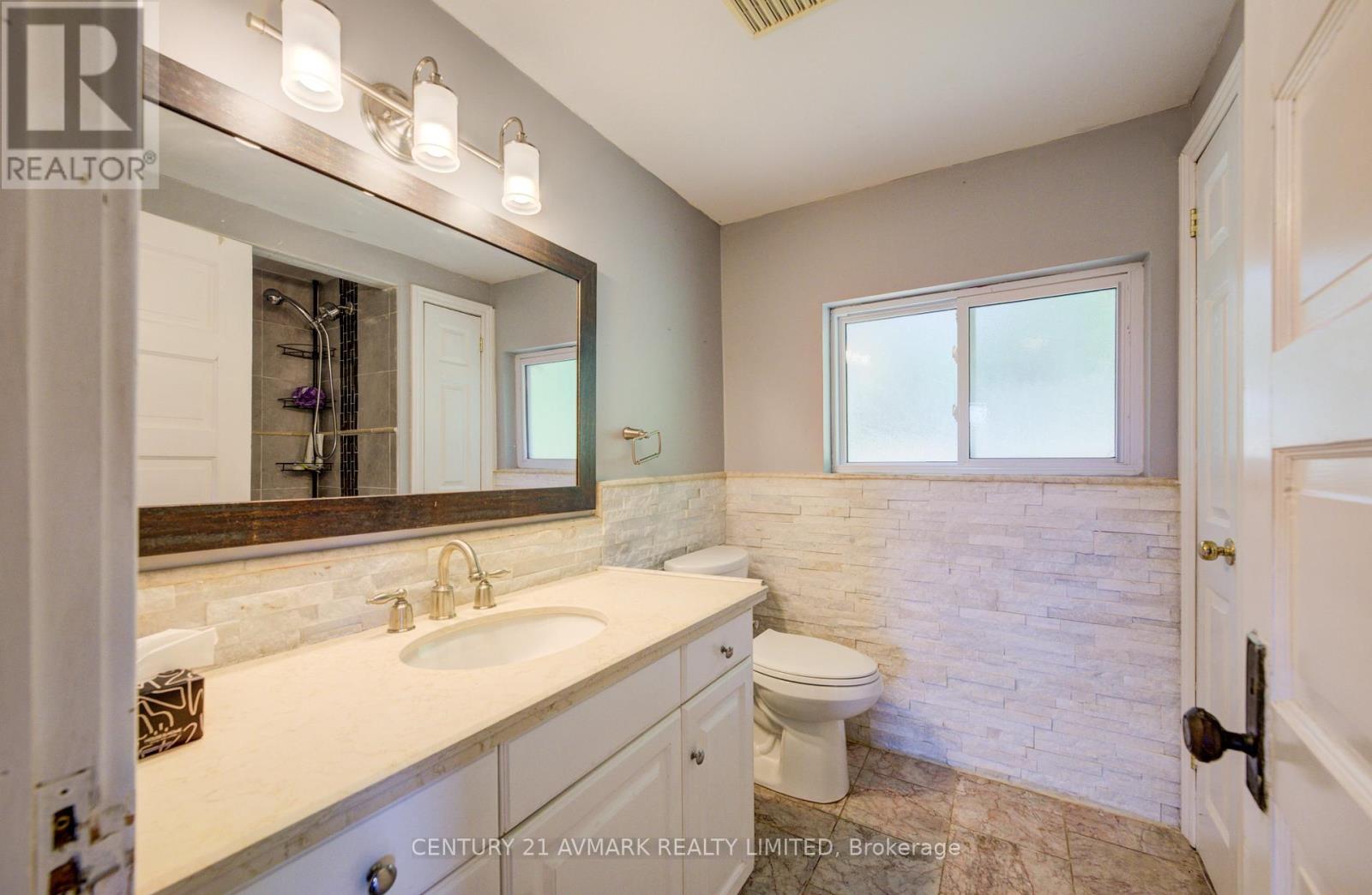 3332 KING STREET - 25
