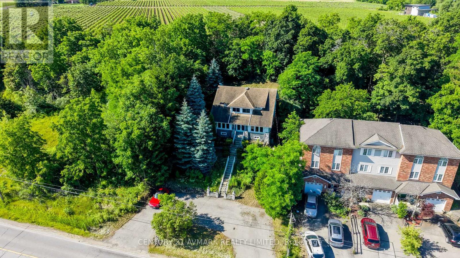 3332 KING STREET - 4