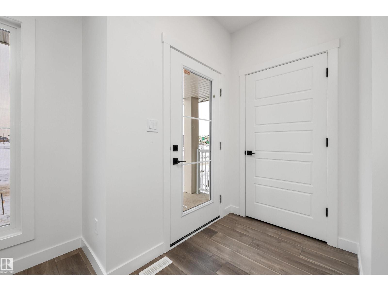 18131 85 ST NW - 2