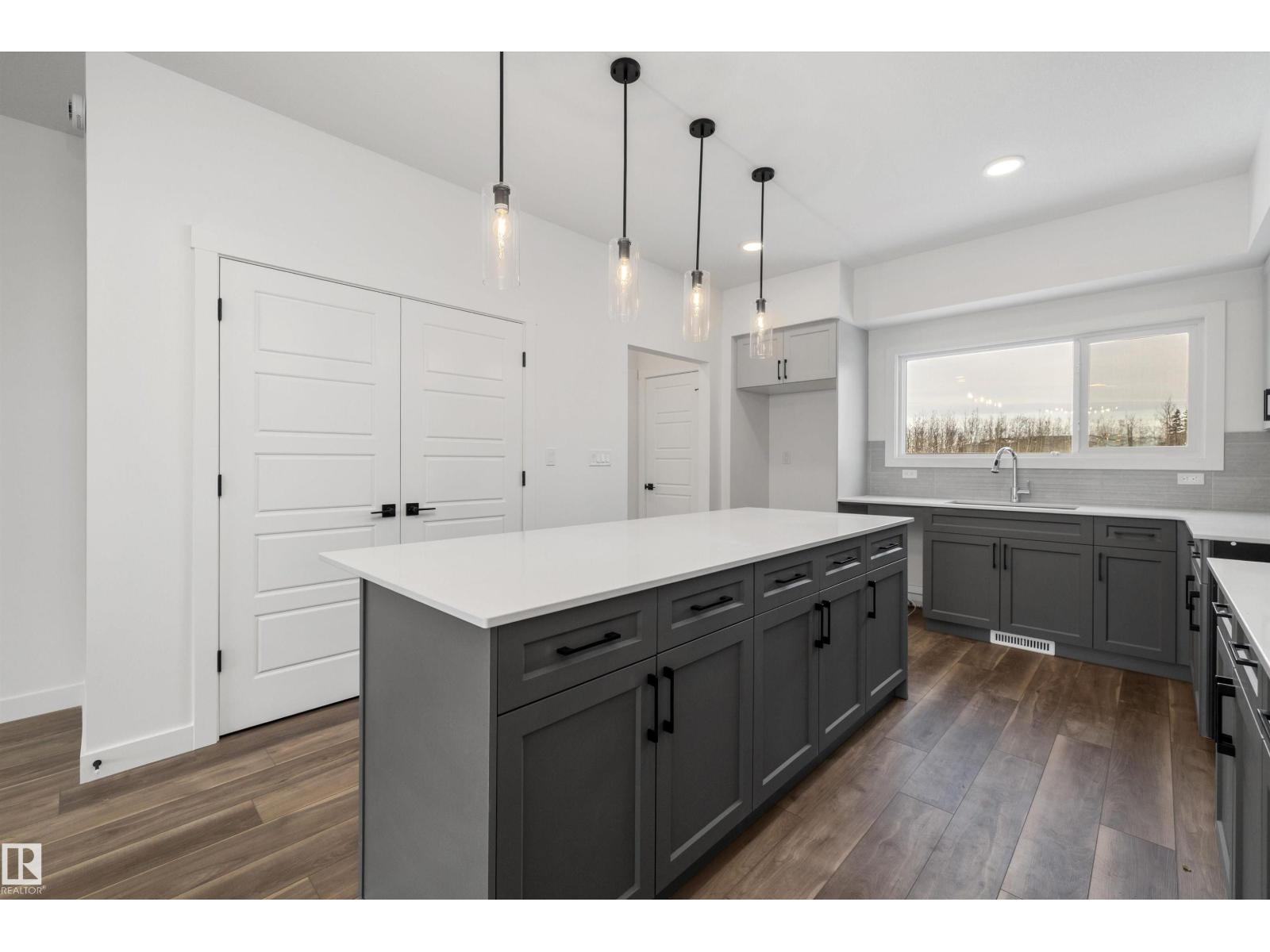 18131 85 ST NW - 12