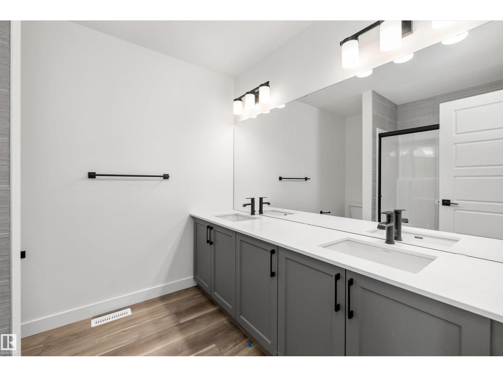 18131 85 ST NW - 34