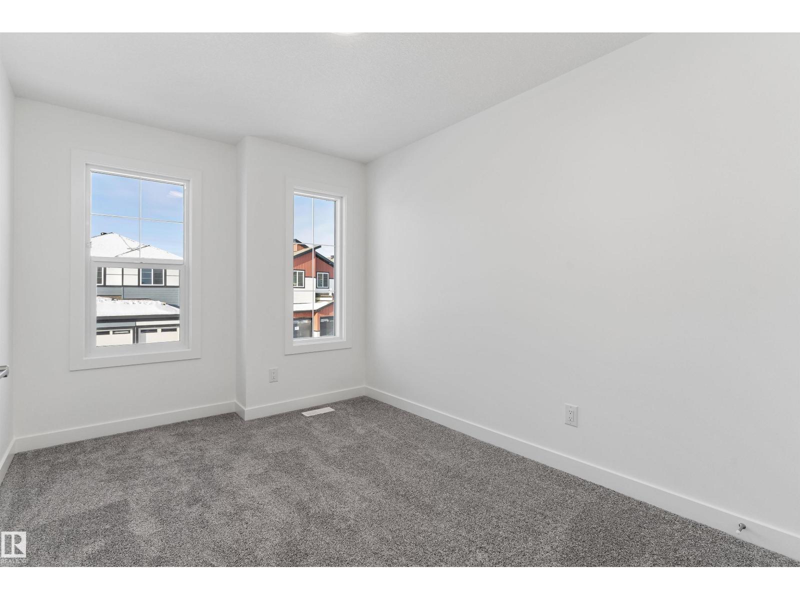 740 ASTORIA WY - 28