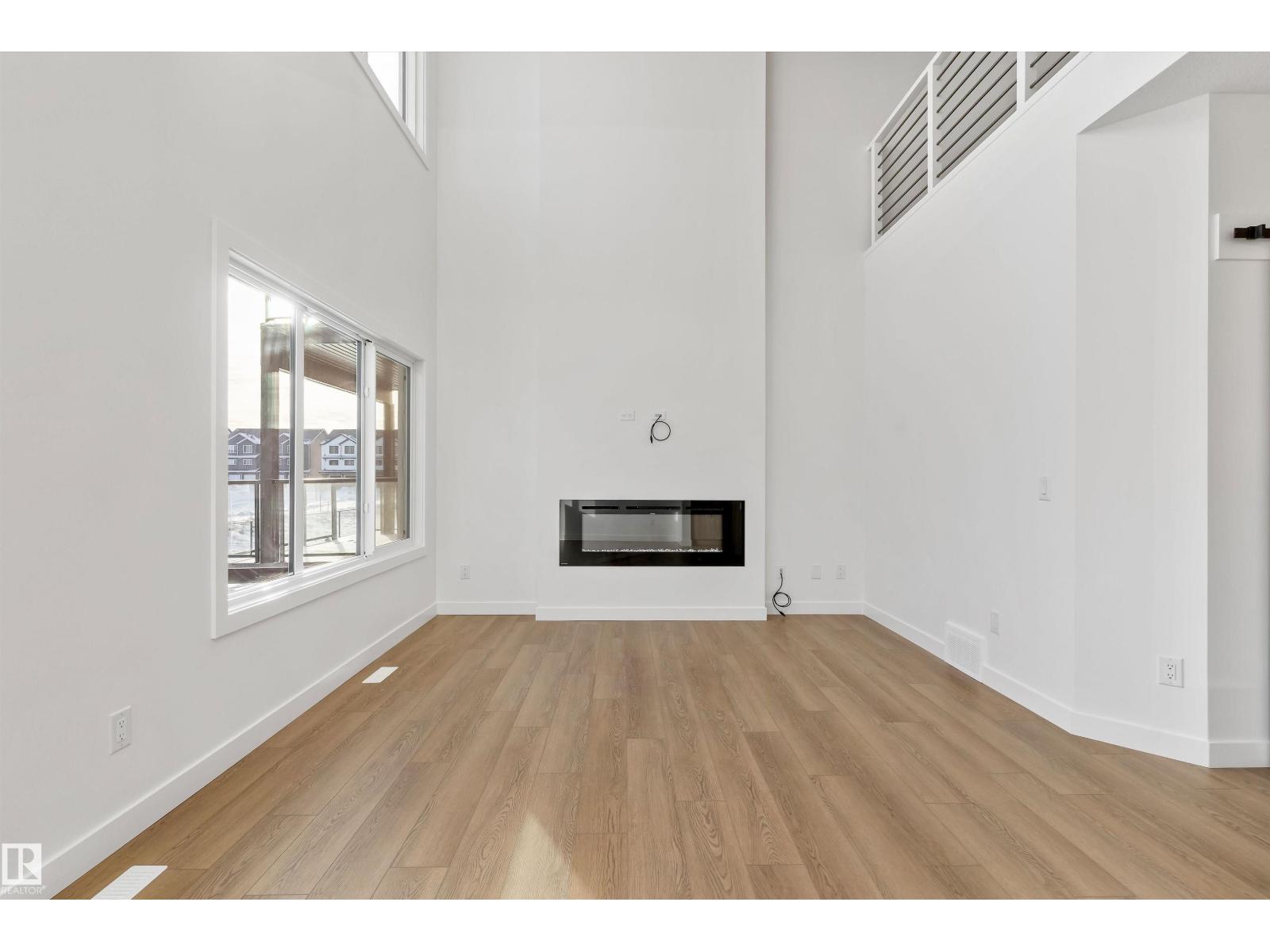 740 ASTORIA WY - 19