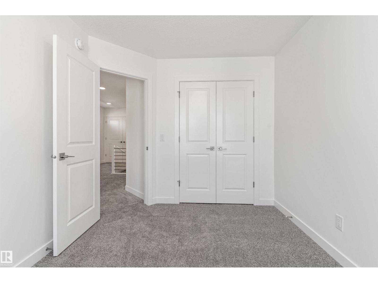 740 ASTORIA WY - 27