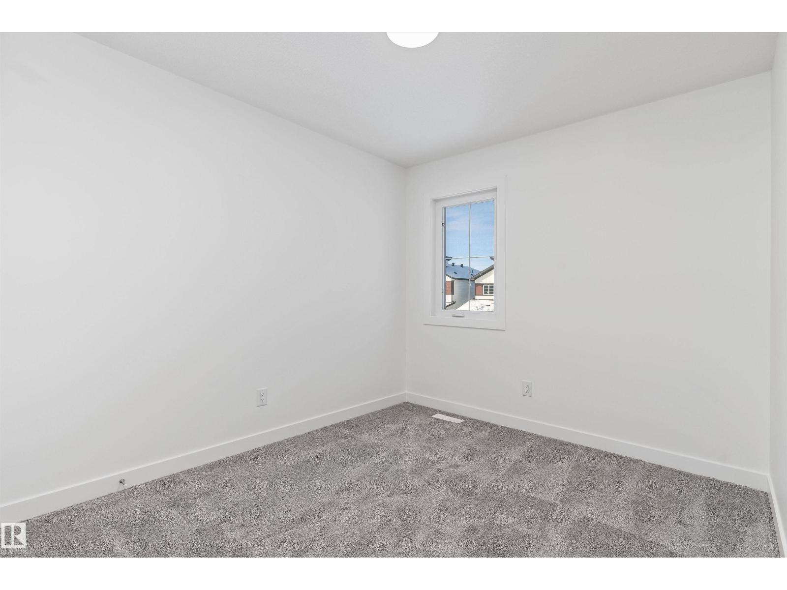 740 ASTORIA WY - 31