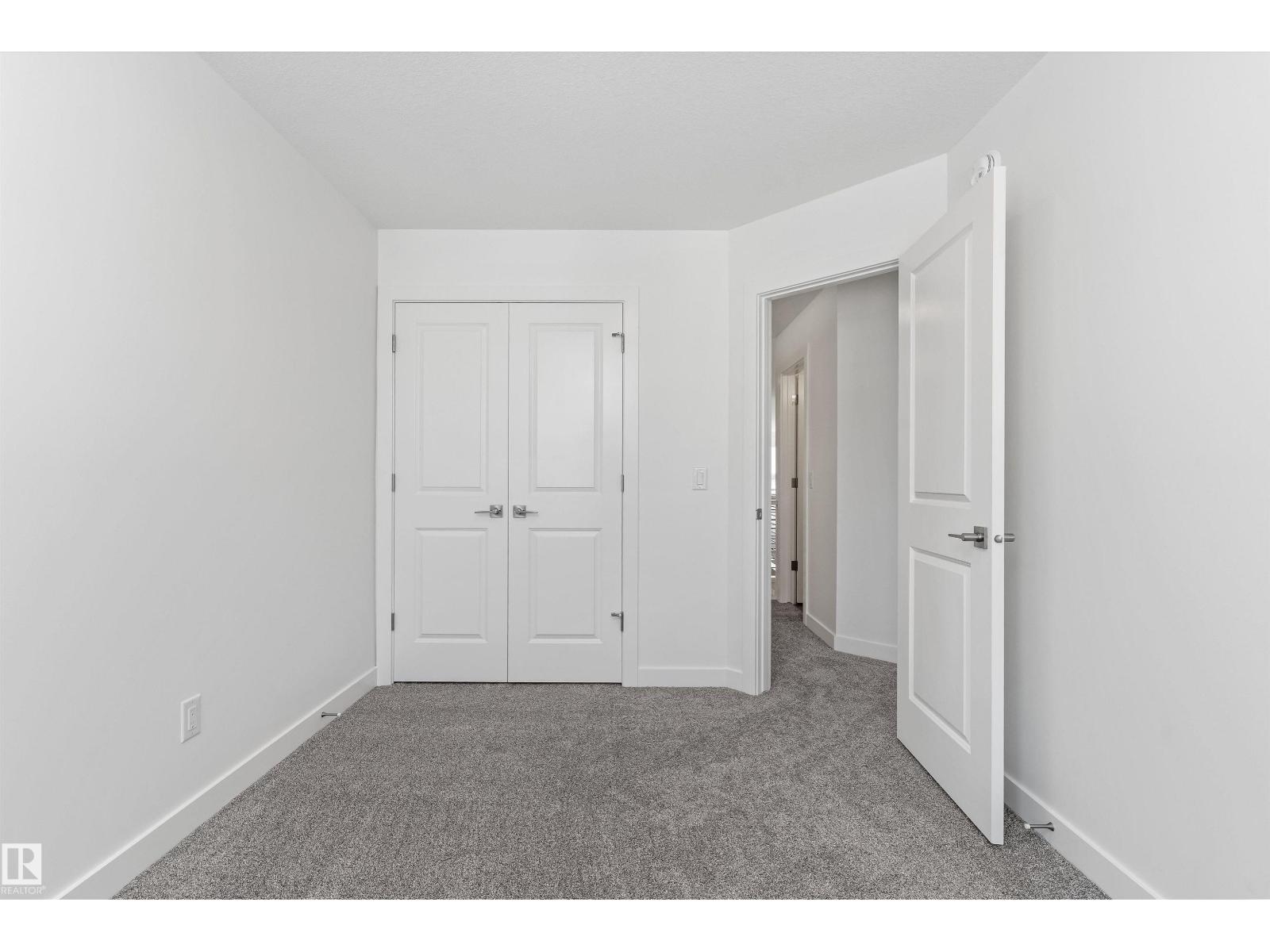 740 ASTORIA WY - 29