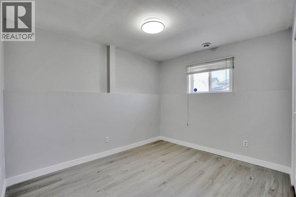 71 Saddlemont Road NE - 11