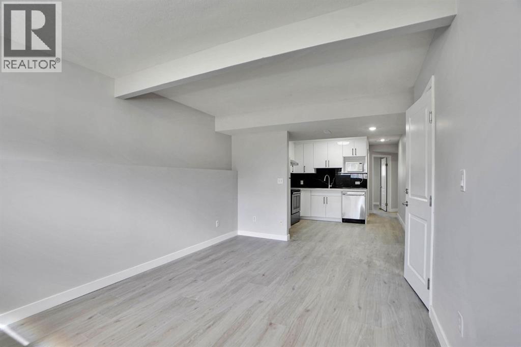 71 Saddlemont Road NE - 16