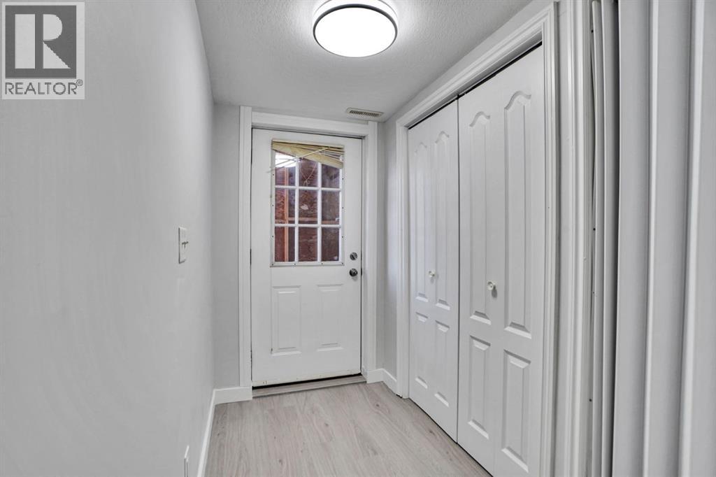 71 Saddlemont Road NE - 13