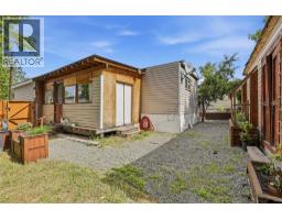 4796 Trans Canada Highway Unit# 5, Kamloops, BC V1S2A8 Photo 27