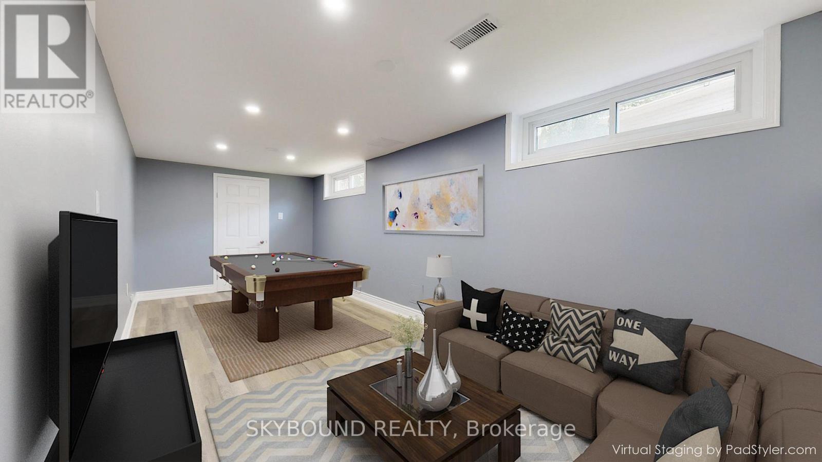 22 ROYAL DOULTON DRIVE - 15