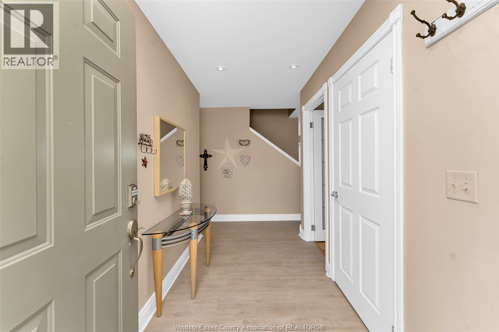 281 LAKEVIEW DRIVE - Image 20