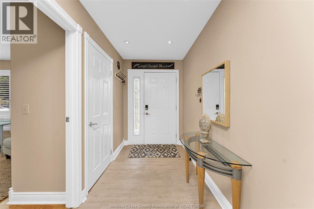 281 LAKEVIEW DRIVE - Image 21