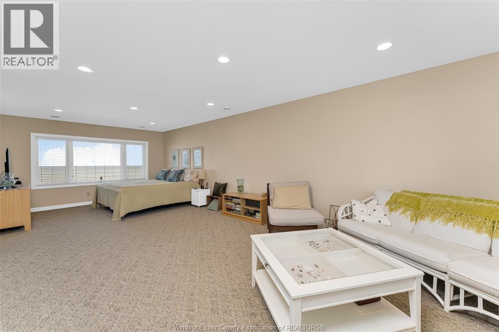 281 LAKEVIEW DRIVE - 37