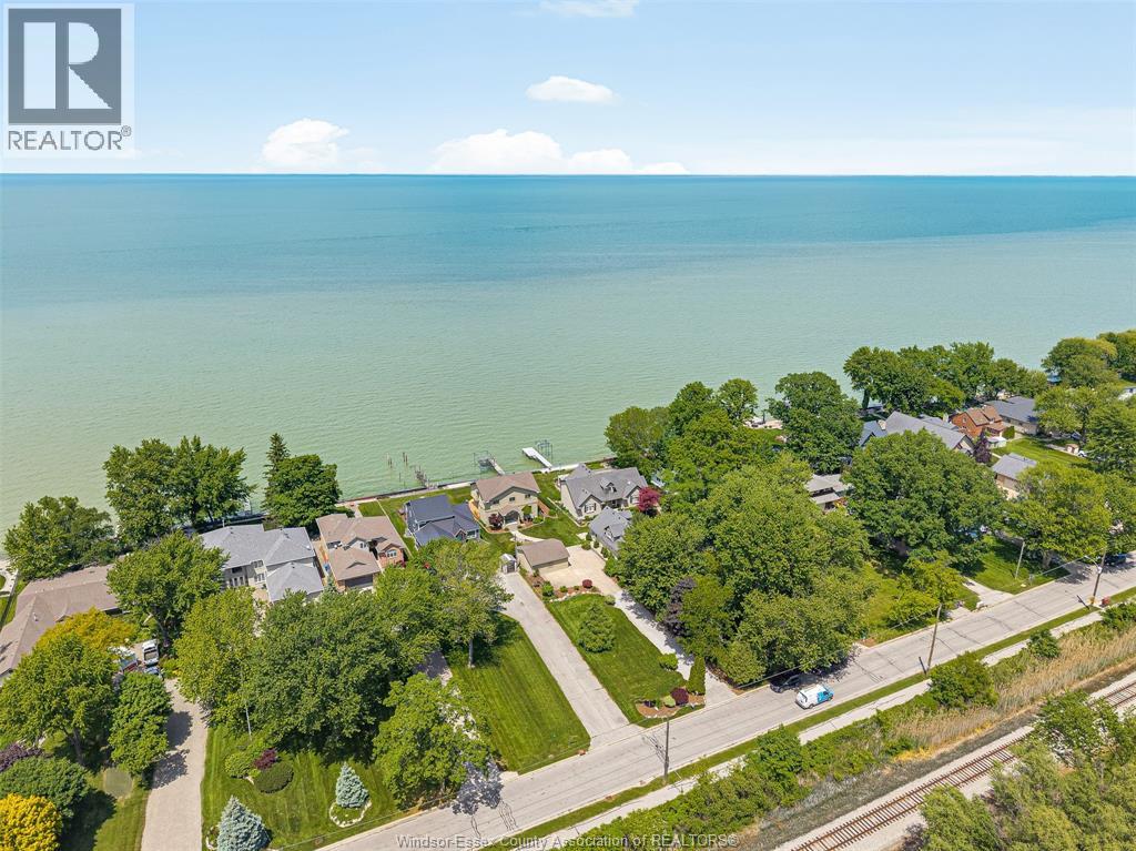 281 LAKEVIEW DRIVE - 45