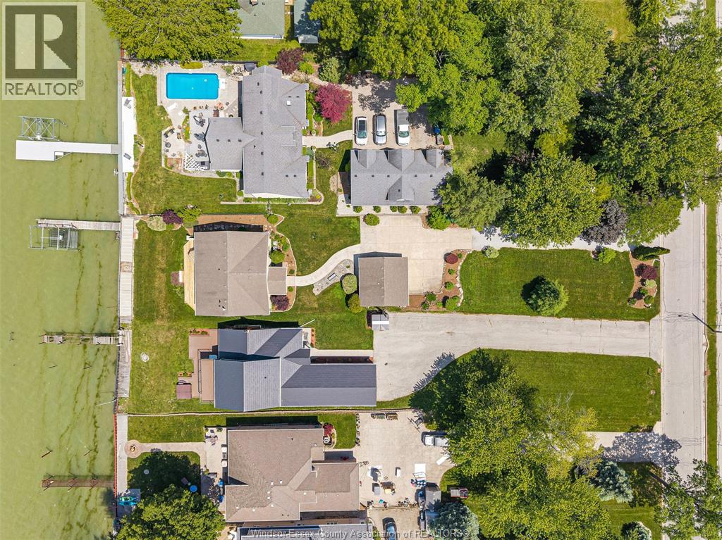 281 LAKEVIEW DRIVE - 49