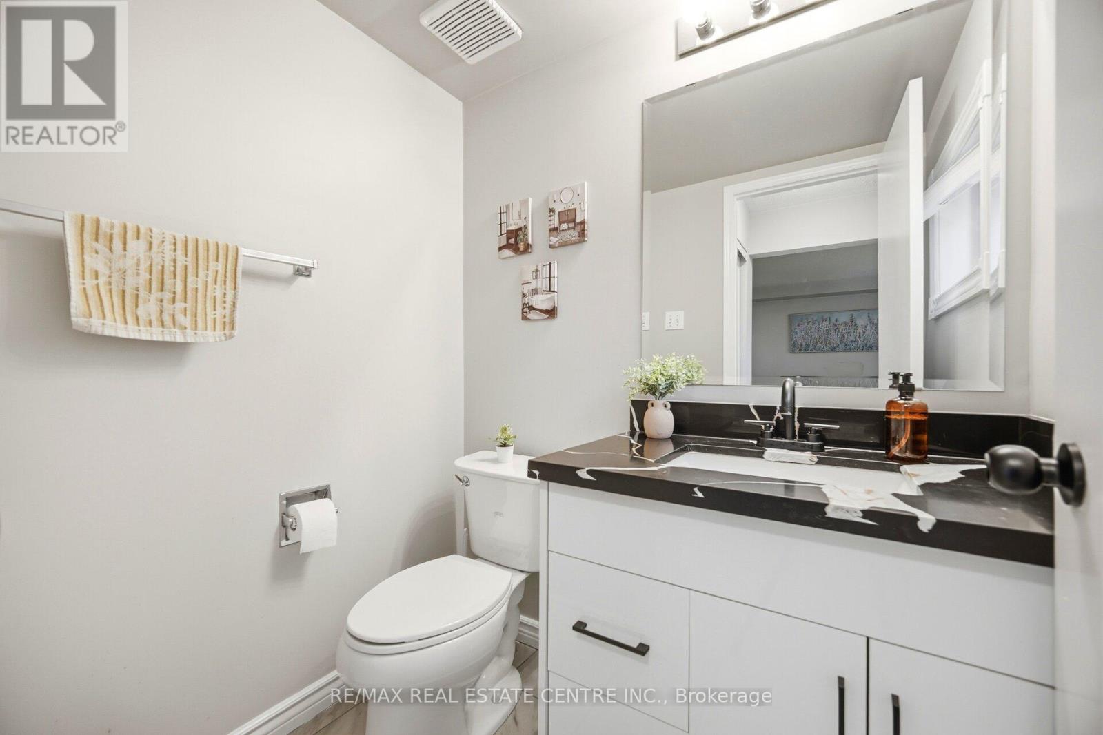 #10B 5865 DALEBROOK CRESCENT - 20